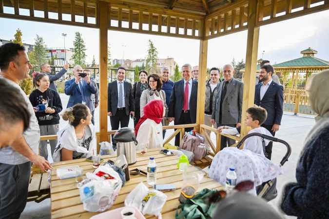 Ankara Büyükşehir Belediyesi, yapımı tamamlanan 22 parkın açılışını gerçekleştirdi