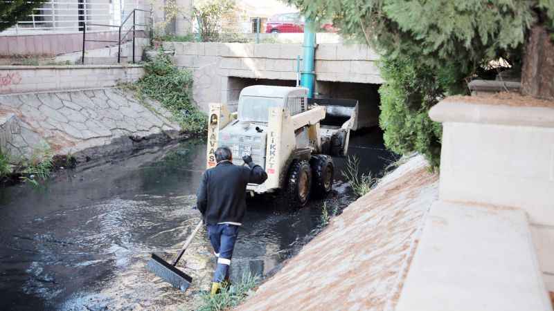Gölbaşı Belediyesi çalışma başlattı Tertemiz olacak!