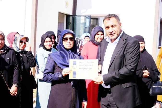 Sorgun Kadınlarının Yetenekleri Hilal Evleri'nde görücüye çıktı