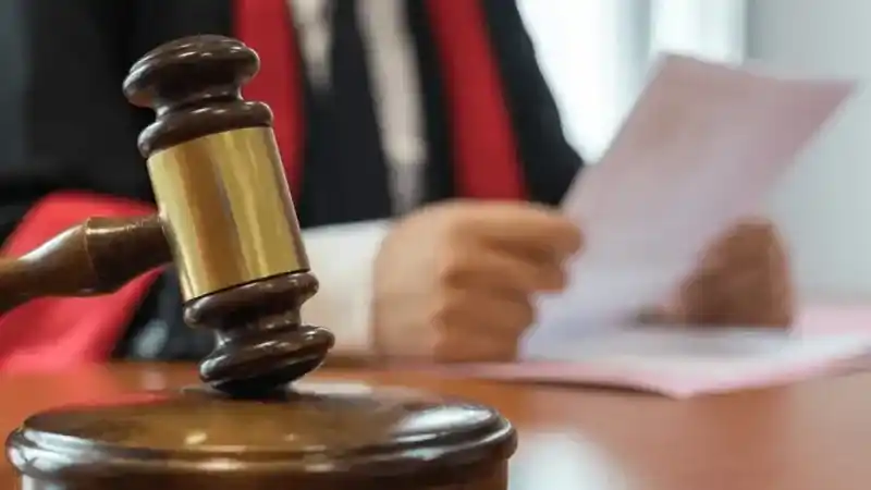 Üst Mahkeme Nedir?