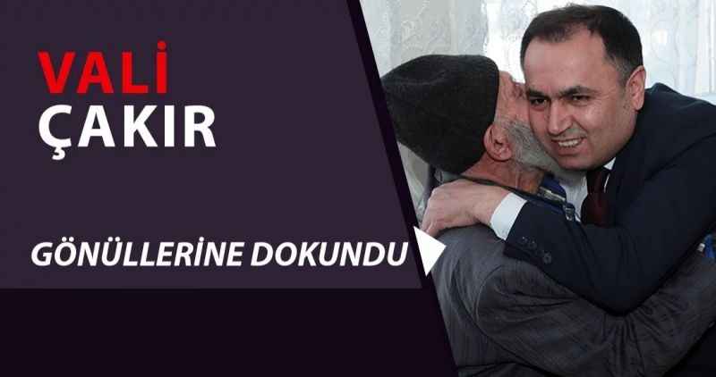 Gönüllerine dokundu