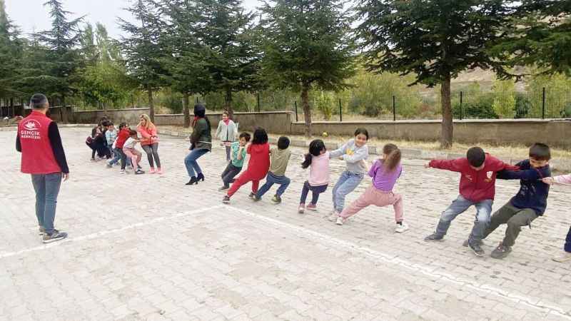 Yozgat Gençlik Merkezi, "Merkezim Her Yerde" İle Köy Okullarında!