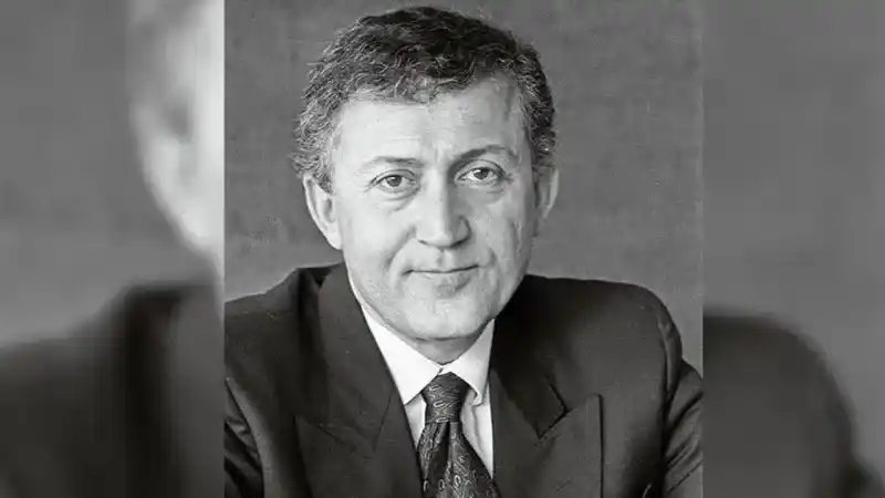 Ahmet Taner Kışlalı kimdir?