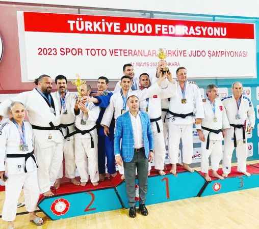 Çayıralan Gençlik ve Spor İlçe Müdürü Mehmet Özbaldöktü, Veteran Erkekler Balkan Şampiyonasında Ülkemizi temsil edecek