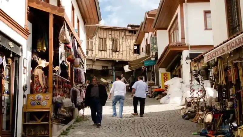 Ankara'da Yalnız Değilsiniz İşte Sizi Bekleyen Sürpriz Mekanlar