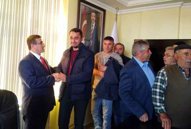 Mazbatasını aldı makamına oturdu