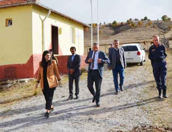 Yozgat’ın tek kadın kaymakamı İlçeyi karış karış geziyor