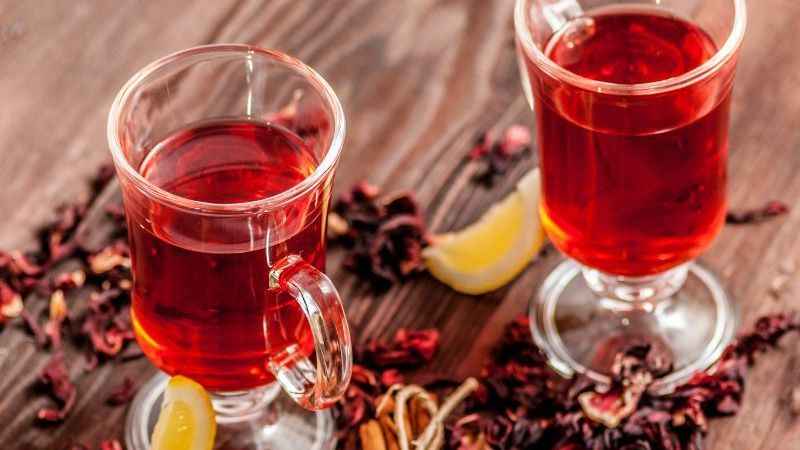 Hibiskus Çayının Muhteşem Faydaları: Hem Lezzetli Hem Sağlıklı!