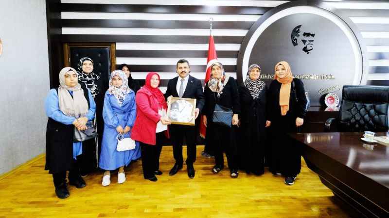 Eğitimde İş Birliği İçin Akdağmadeni Belediye Başkanlığı'nda Önemli Görüşme