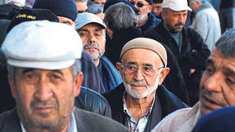Milyonlarca Emekli Kan Ağlıyordu! İkramiyede Beklenmeyen Vergi Detayı Ortaya Çıktı!