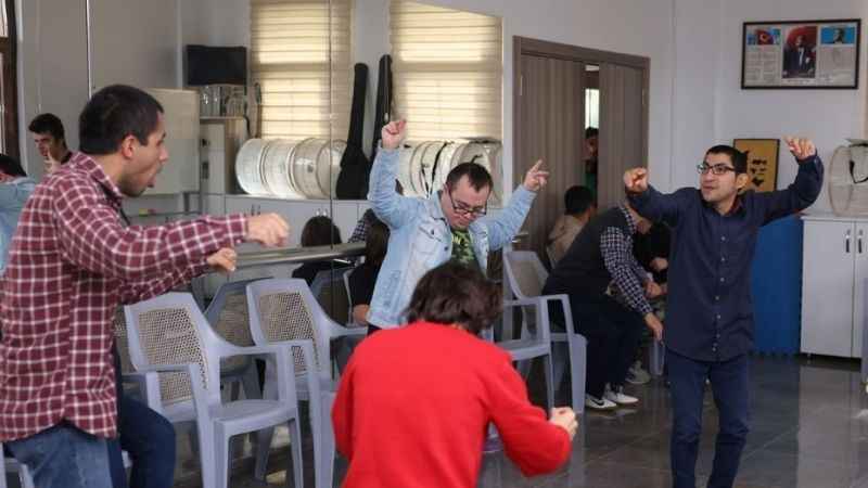 Gölbaşı'nda Engelli Bireyler İçin Yeni Bir Ufuk: Umutlu Yaşam ve Uygulama Merkezi