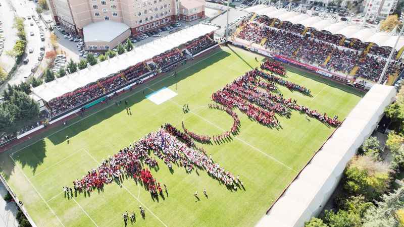 Cumhuriyet Coşkusu Stadyumlara Sığmadı