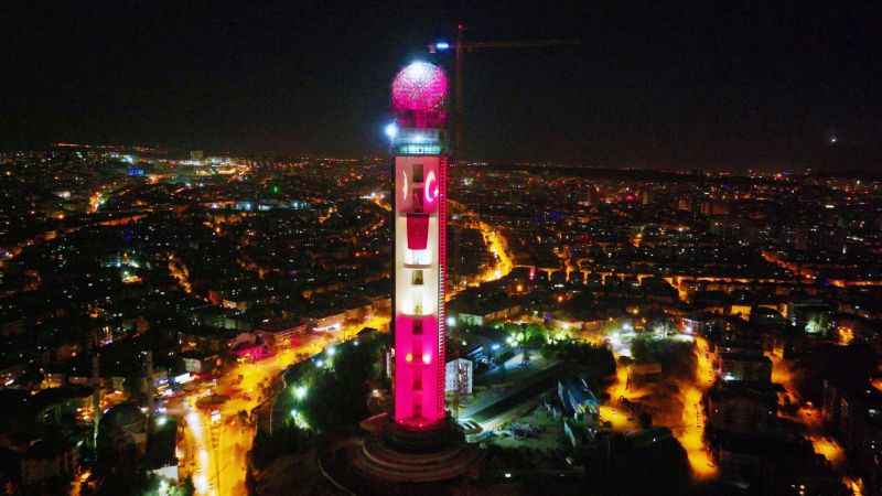 Cumhuriyet'in 100. yılına özel yapıldı Görenleri kendisine hayran bıraktı