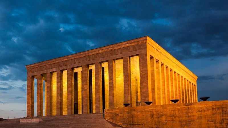 29 Ekim'de Anıtkabir'e Ziyaretçi Akını: Kaç Kişi Ziyaret Etti?