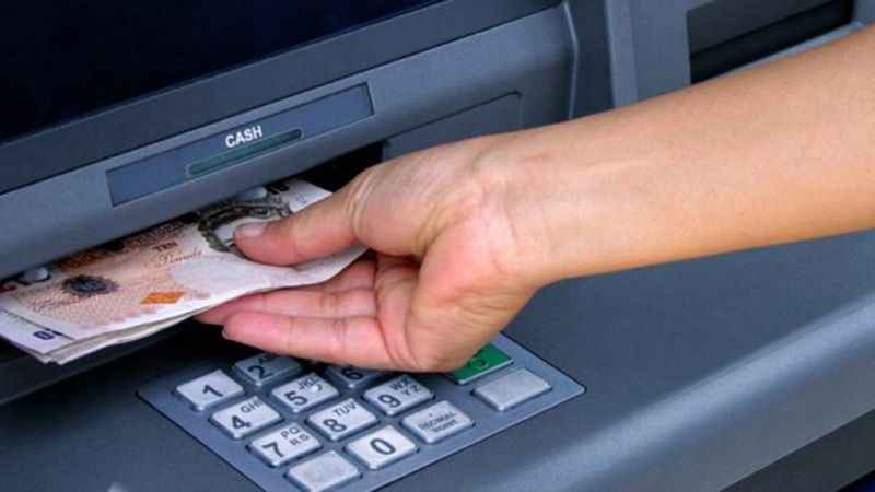 Banka ve Kredi Kartınızı ATM Dolandırıcılarından Korumanın İpuçları! Paranızı ve Bilgilerinizi Güvende Tutmak İçin Hemen Tıklayın!
