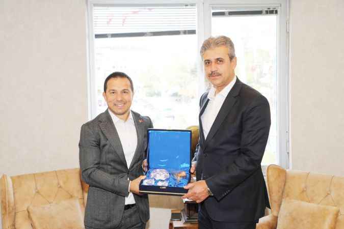 Türk Güreşinin Altın adamı Rıza Kayaalp, memleketinde!