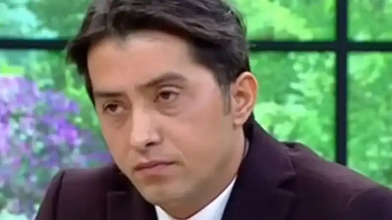 Emrullah Erdinç Kimdir?