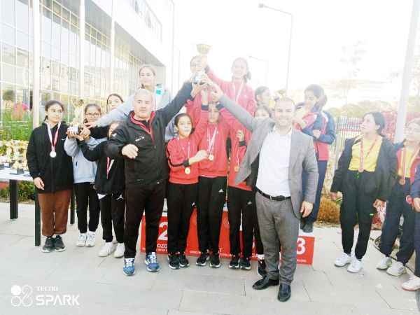 Okul Sporları Kros Müsabakaları Tamamlandı: Dereceye Giren Okullara Madalya Takdim Edildi