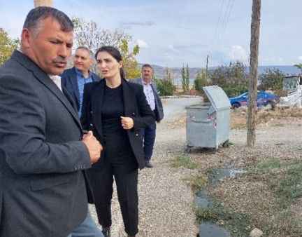 Yozgat'ın Kadın Kaymakamı Fidan Bozkır, İsaklı Köyü'nde Vatandaşlarla Buluştu