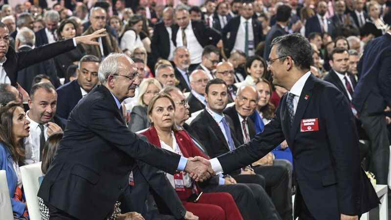 CHP Kurultayı'nda Seçim İkinci Tura Kaldı: Özel ve Kılıçdaroğlu Yarışacak!