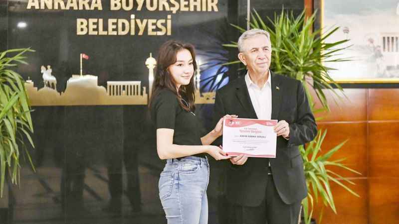 Ankara Büyükşehir Belediyesi 29 Ekim Cumhuriyet Bayramı Şiir Yarışmasında Ödüller Dağıtıldı