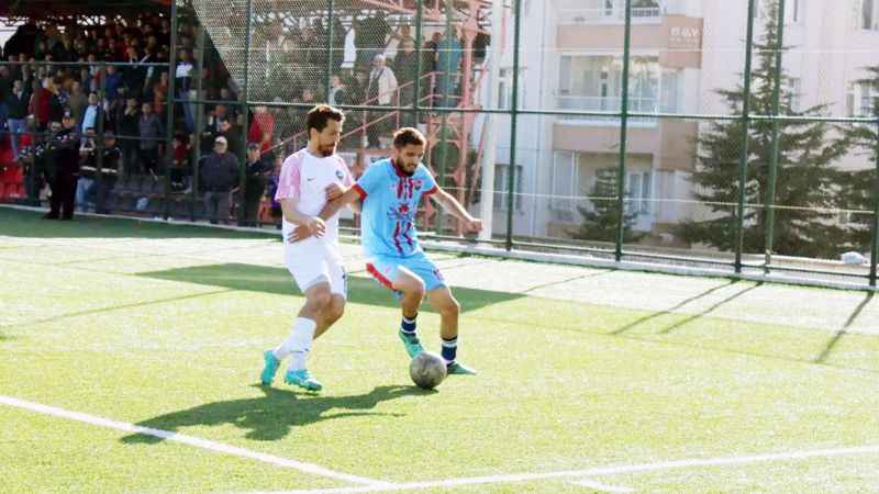 Yozgat Belediyesi Bozokspor, Sahasında Malatya Temsilcisi Hekimhan Belediyespor’u 5-0 Yendi