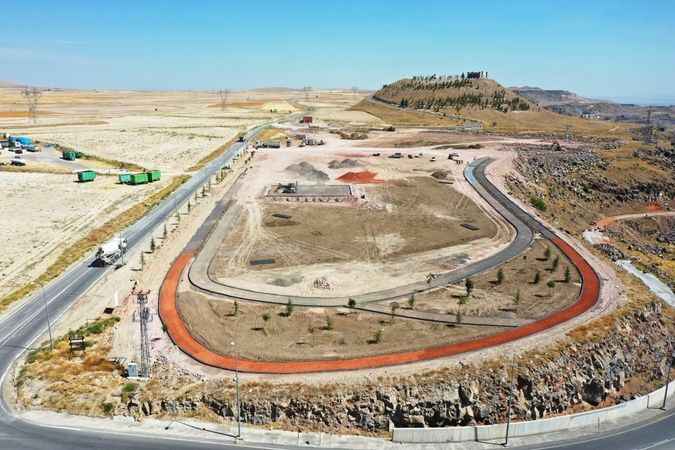 Kayseri'nin Yeni Gözde Mekanı Olacak: Erkilet Millet Bahçesi'ne Mutlaka Gidin!