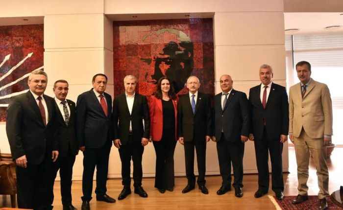KILIÇDAROĞLU'NA GEÇMİŞ OLSUN ZİYARETİ