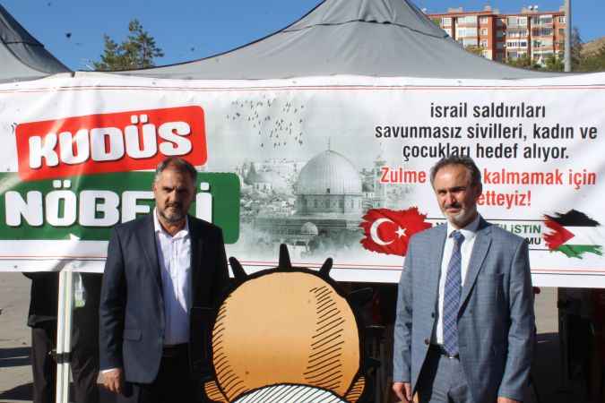 Sağlık Sen Yozgat’ta Kudüs Nöbet Çadırı Açtı: Öğrenci ve Öğretmenler de Katıldı