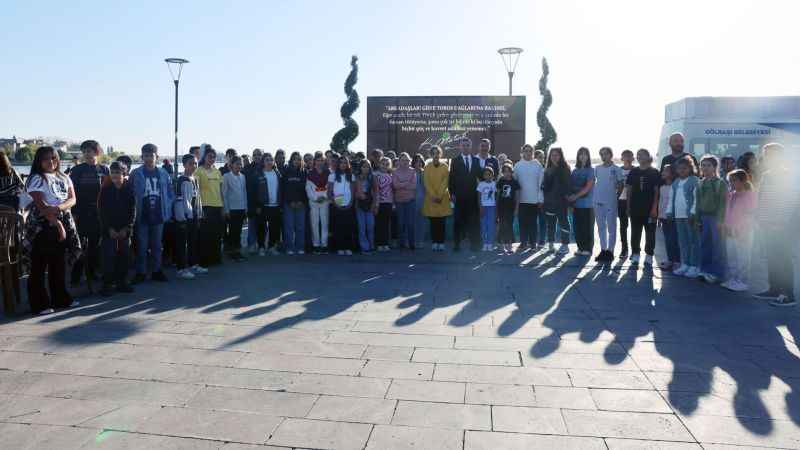 Yörük Çocukları Gölbaşı'nda Ata'nın Huzuruna Çıktı: Cumhuriyetin 100. Yılında Anlamlı Ziyaret
