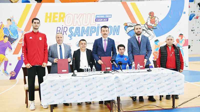 Altındağ Belediyesi Duyurdu: Spor Merkezleri Haftanın 4 Günü Okulların Kullanımına Sunulacak!