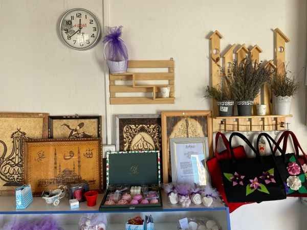 Yozgat Sorgun'da Vatandaşlar Engellerini Hobi Evleriyle Aşıyorlar