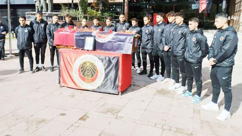 Gençlerbirliği’nin Eski Başkanı Hasan Şengel Hayatını Kaybetti: Kulüpte Anma Töreni Düzenlendi