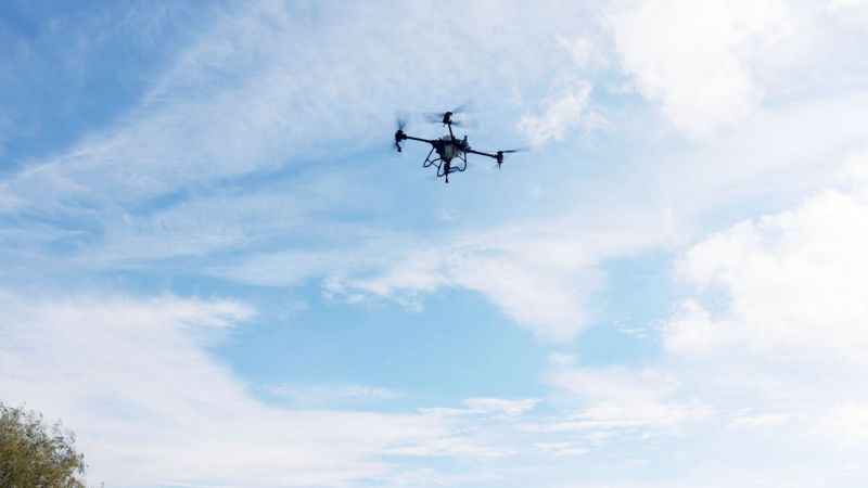 Gölbaşı Belediyesi Sinek ve Larvaları Drone İle Uzaklaştıracak! İlaçlama Teknolojisine Önemli Bir Yatırım Yapıldı!