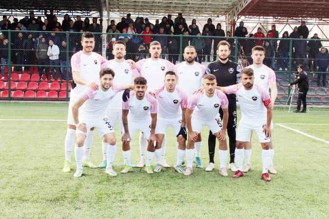Yozgat Belediyesi Bozokspor Zirveye Bir Adım Daha Yaklaştı: 2-0 Galip Geldi!