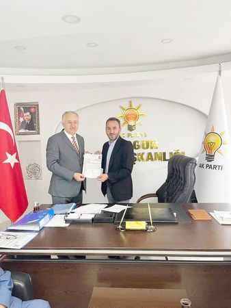 Yozgat’ta AK Parti’de Aday Adayları Başvurulara Devam Ediyor: Eski Başkan ‘Ben de varım’ Dedi ve Duyurdu!