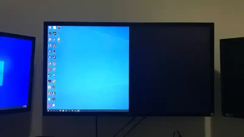 Samsung LED TV Ekranın Yarısı Kararması Sorunu Nasıl Düzelir?