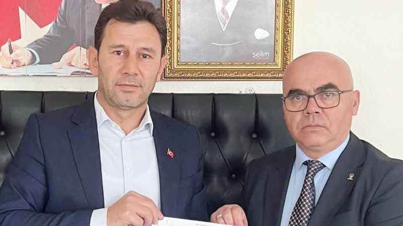 Gurbetçi İş İnsanı Yozgat Saraykent İçin Aday Adayı Oldu: Fuat Meriç AK Parti'den Başvuru Yaptı