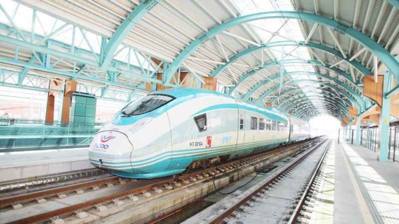 Yozgat, Ankara ve Sivas Yolculuğu Yapacaklar Yüksek Hızlı Treni mi Tercih Etmeli?