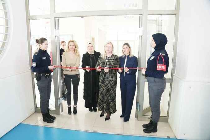 Yozgat'ta Polis Aileleri Bir Oldu: İhtiyaç Sahibi Ailelerin Çocukları İçin Kermes Düzenlendi!