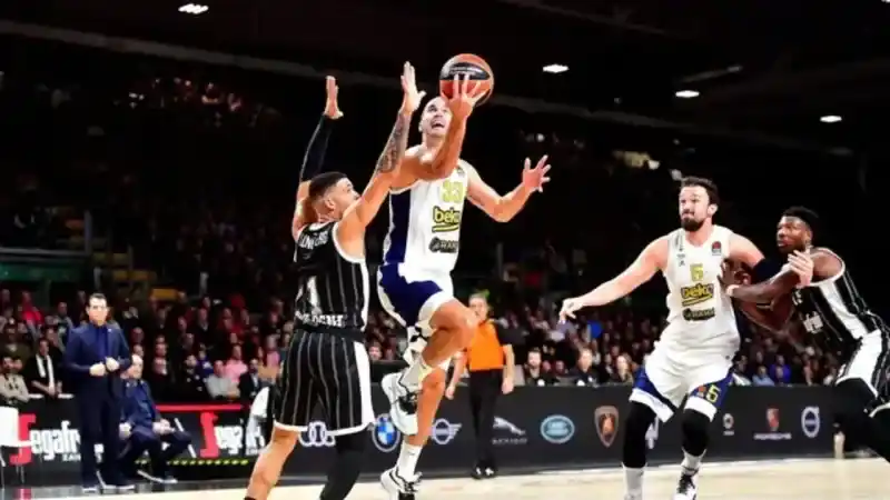 Sarı Lacivertliler Kaybetti: Virtus Segafredo Bologna 87-79 Fenerbahçe Beko