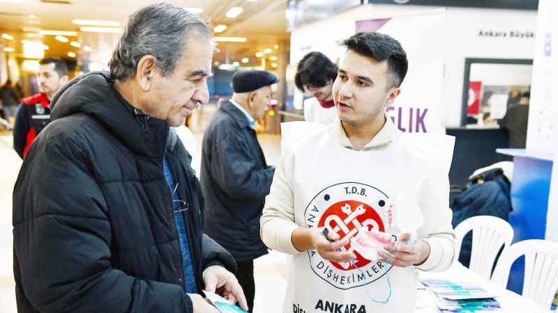Ankara Büyükşehir Belediyesi Ücretsiz Diş Macunu Dağıtarak Farkındalık Oluşturdu!