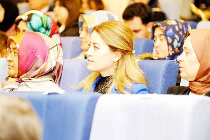 Yozgat Valilik Konferans Salonu'nda Toplanıldı: 24 Kasım Öğretmenler Günü Dolu Dolu Kutlandı