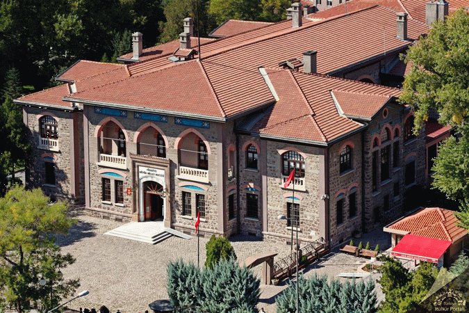 Ankara'nın Tarih Kokan Köşesi: Cumhuriyet Müzesi'nden Geçmişe Yolculuk