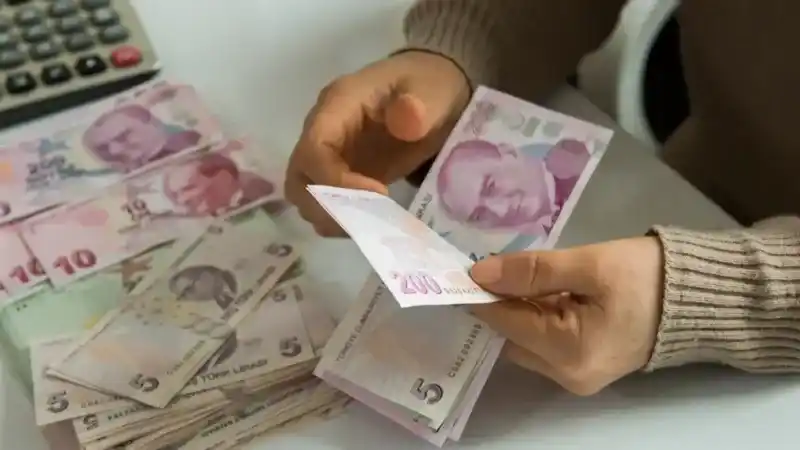 Asgari Ücret Zammında Pazarlık İddiası: Masadaki Rakamlar Belli Oldu, Başlangıç 15.700 TL mi Olacak?
