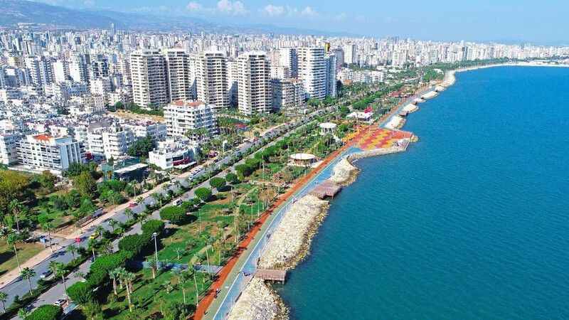 Mersin Yemekleriyle ve Deniziyle Adeta Cennet Havası Veriyor