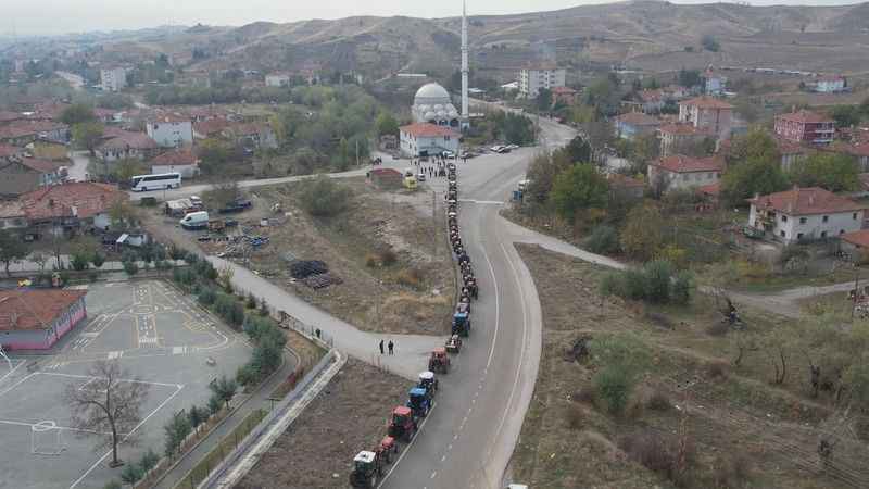 Çevre, Şehircilik ve İklim Değişikliği Bakanlığı'ndan Gezici Traktör Muayene Hizmeti: Her Şey Çiftçi İçin!