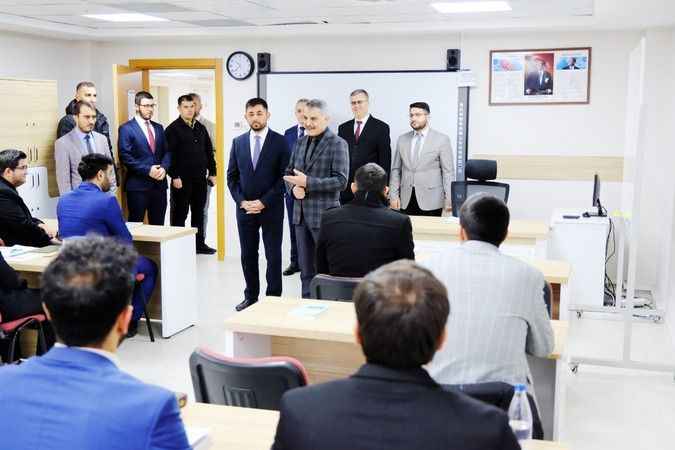 Vali Mehmet Ali Özkan'dan Yozgat Şehit İbrahim Yılmaz Dini İhtisas Merkezi'ne Ziyaret!