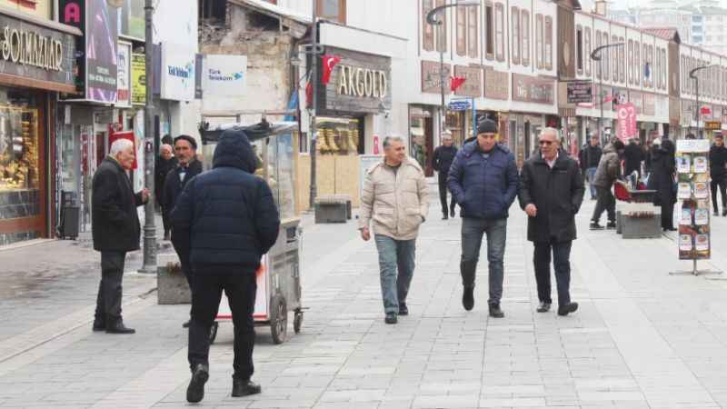 Yozgatlı Vatandaşlar, Kadın Çalışma Hayatı ve Eşler Arası İzin Meselesi Hakkında Konuştu!