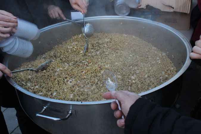 Yozgat Sürmeli Festivali Gastronomi Günlerinde Ziyaretçilere Hedik Dağıtıldı!